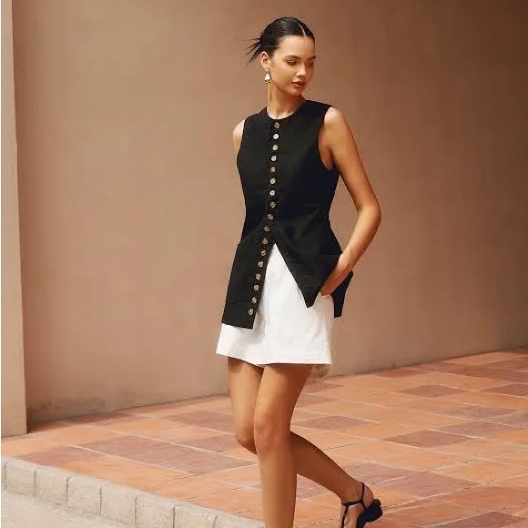 Black Cotton & Linen Crew Neck Sleeveless Button Up Front Longline Vest - Picture 6 of 14